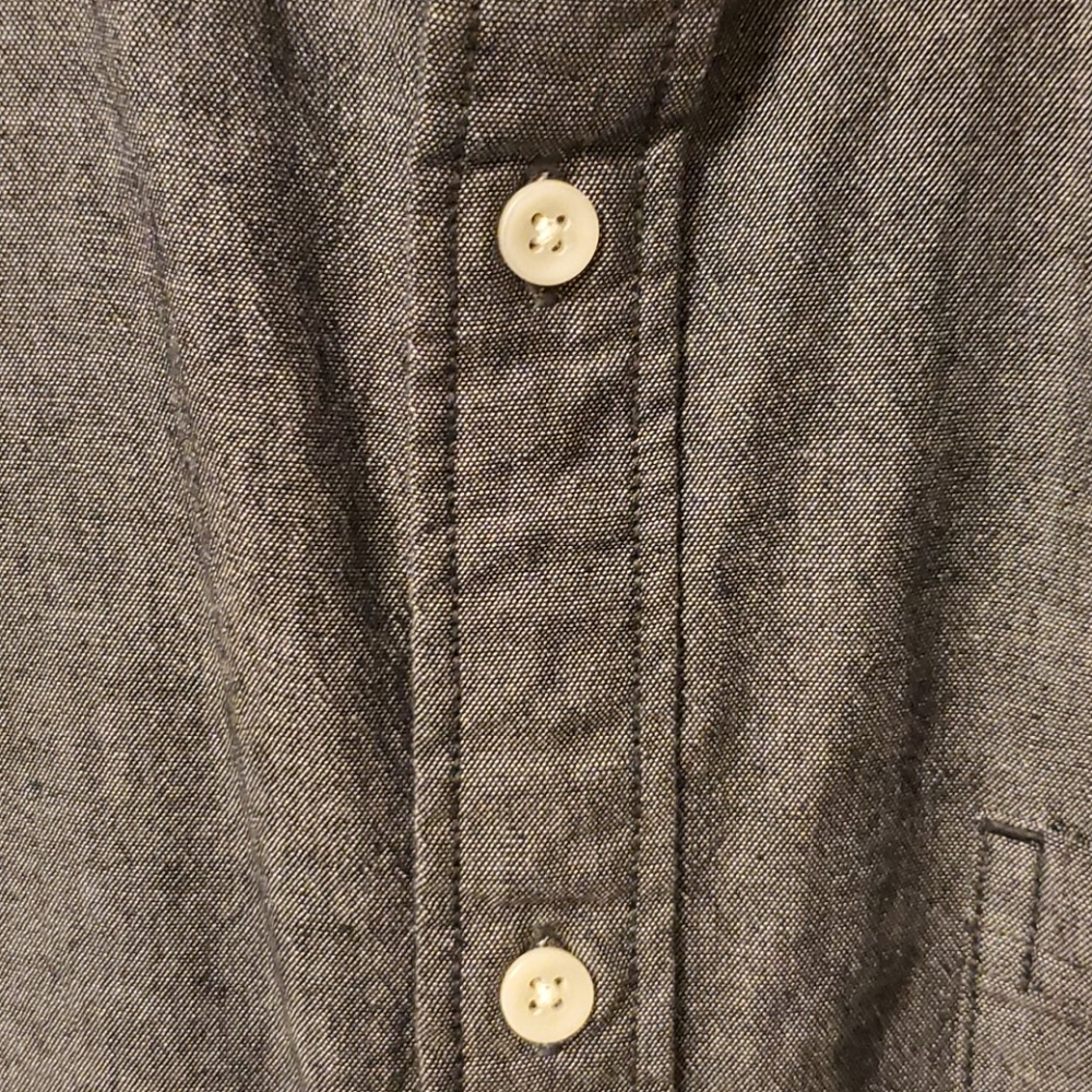 Men's button up - Picture 2 of 2